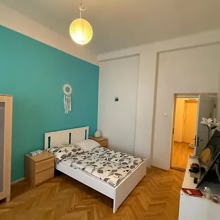 Lovely Historical Apartamento Praga